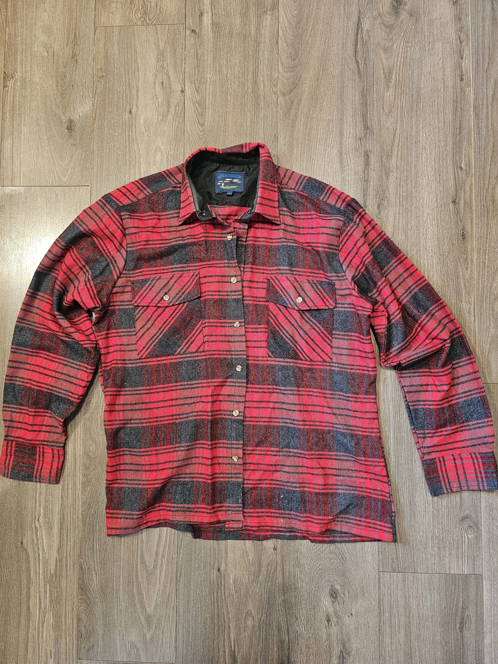 Vintage BACKPACKER Men's Red and Charcoal Plaid Flannel Shirt - SIZE LARGE